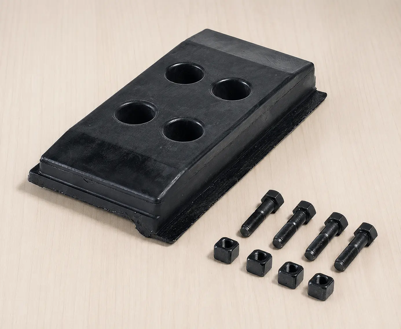 Rubber Track Pad for Asphalt Pavers made in Germany