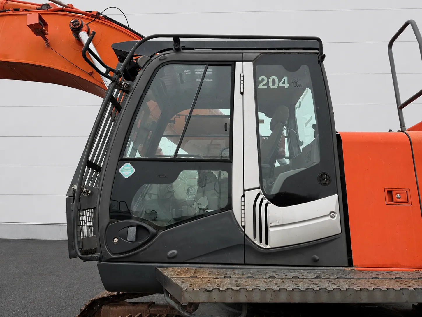 Hitachi ZX470 LCH-3 tracked excavator 2010 ref M-1705 product image