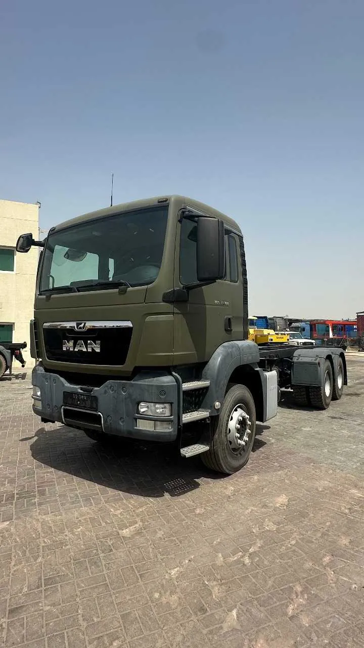 MAN TGS 33.360 truck – 2017 – 1,499 km – detail view 13
