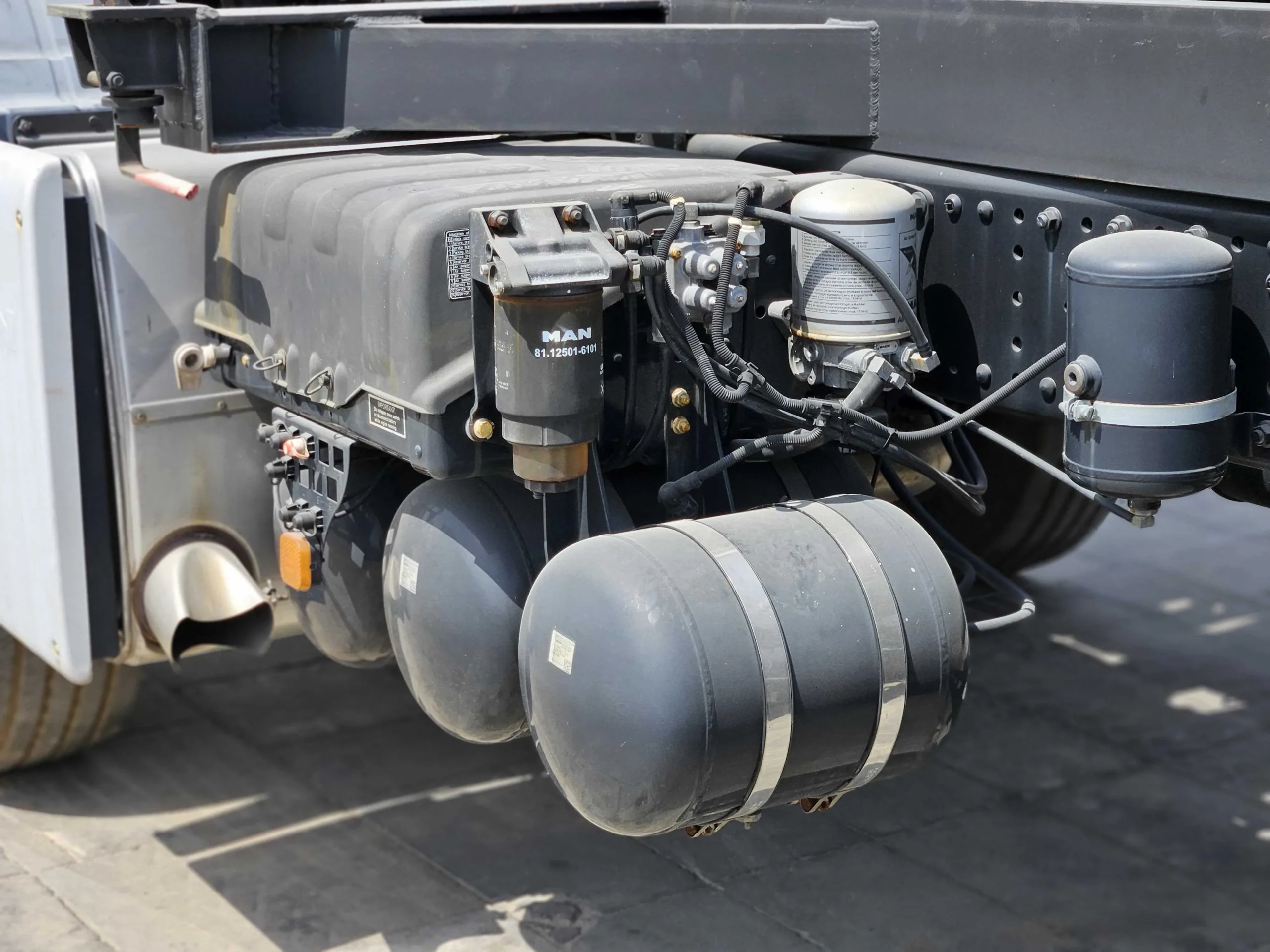 MAN TGS 33.360 truck – 2017 – 1,499 km – detail view 5