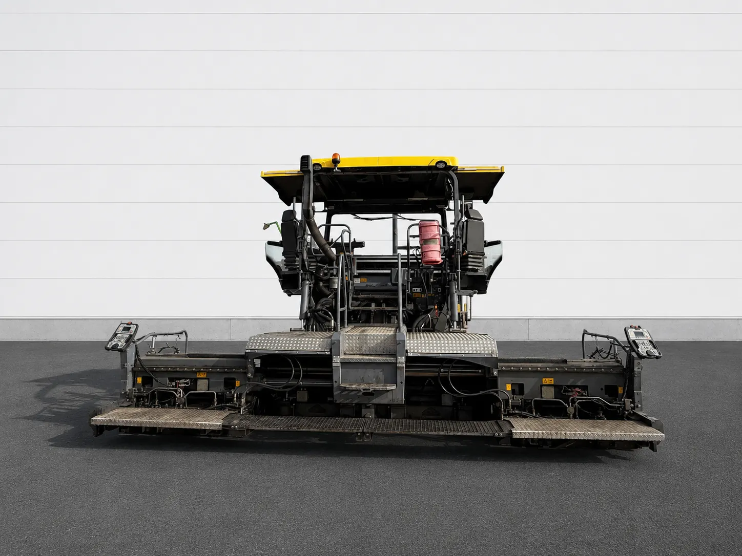 Vögele Super 1900-3i Used Paver AB600 up to 8.0 m Vögele Super 1900-3i used paver with AB600 screed up to 8.0 m