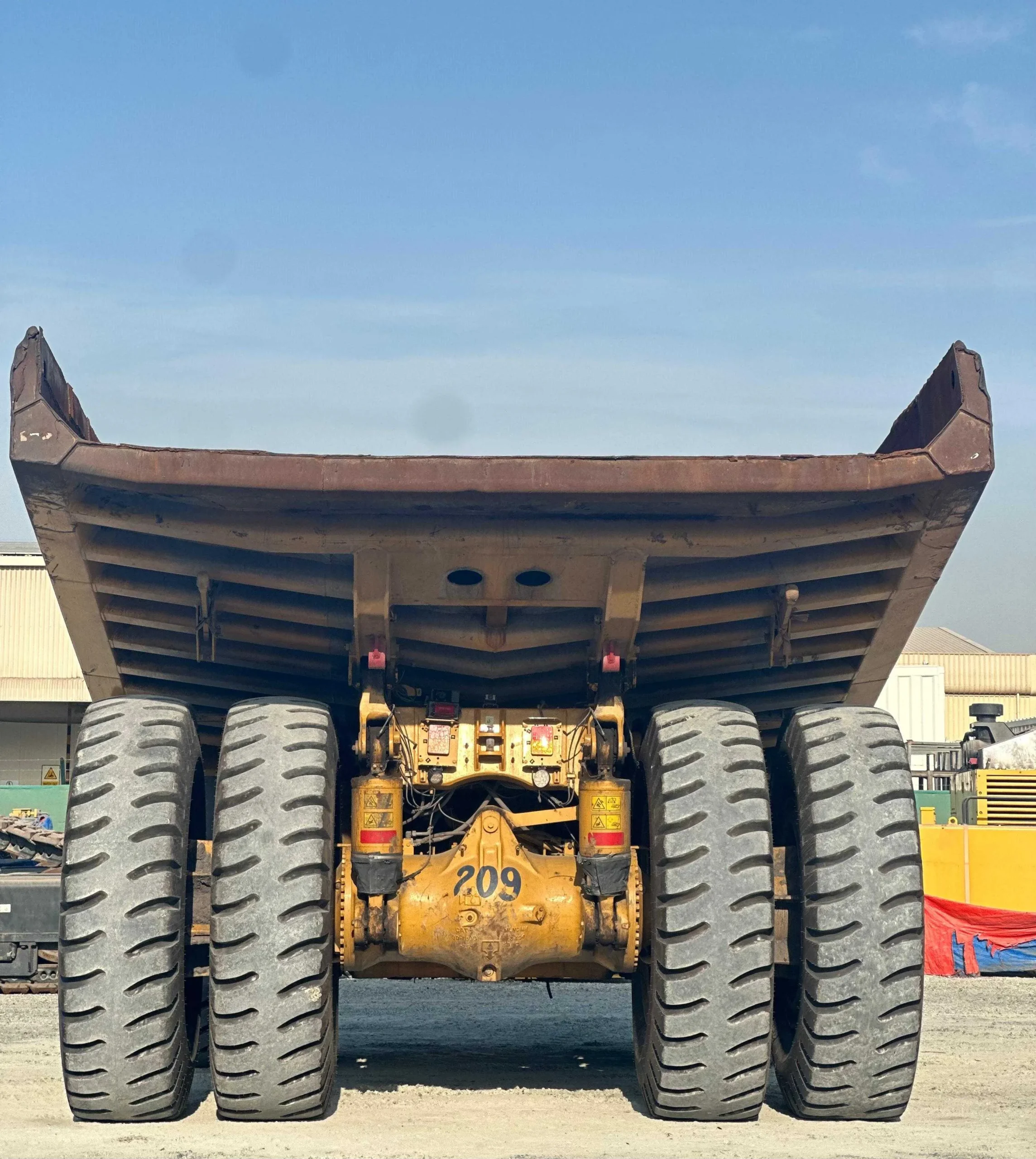 Caterpillar 777E Dump Truck 2022 Ref H-2058 Caterpillar 777E dump truck 2022 ref H-2058 with 10990 working hours and 65000 kg operating weight
