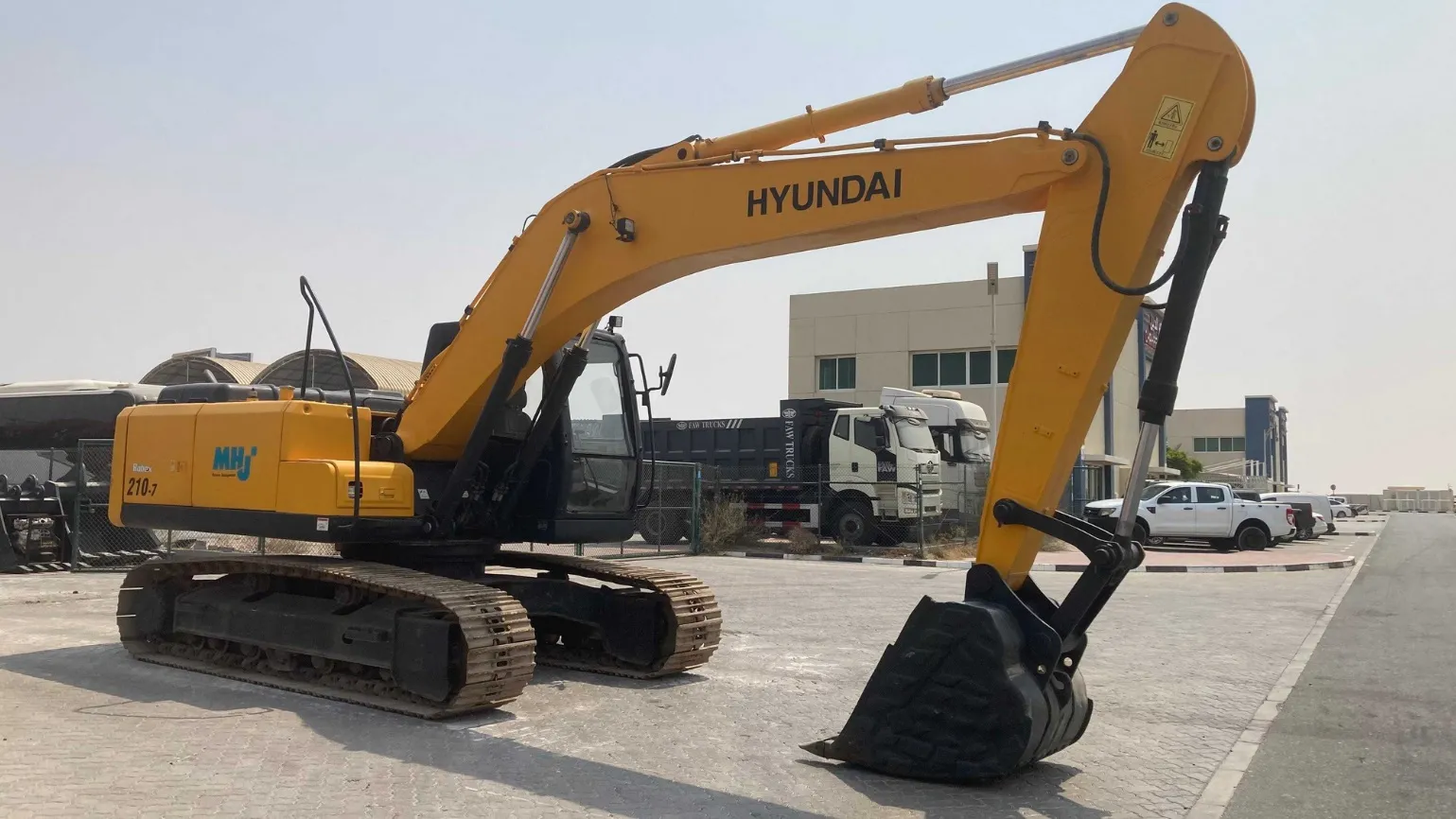 Hyundai R210LC-7 crawler excavator 2017 ref H-2026 product image