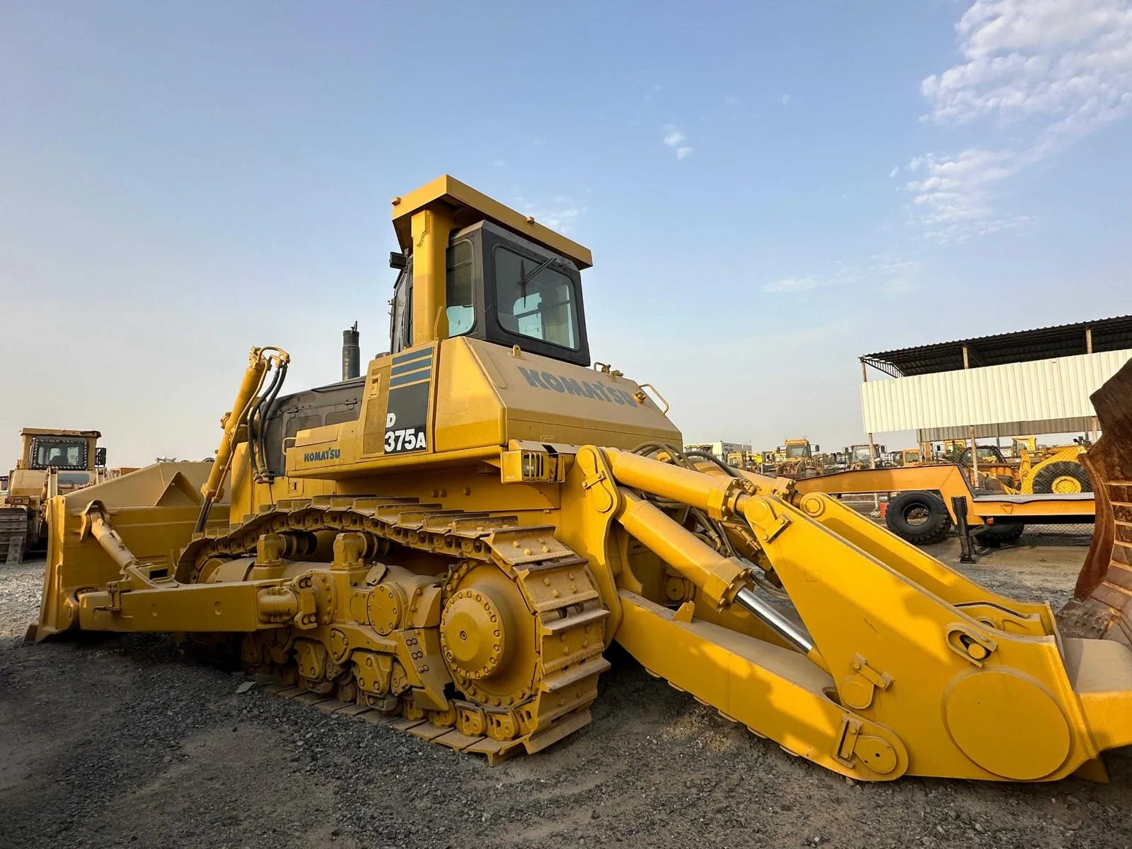 Komatsu D375A-5 dozer 2009 ref H-2030 product image