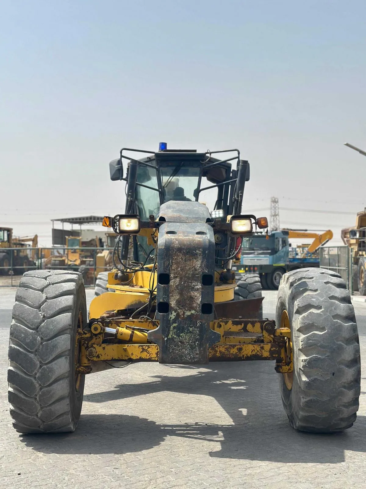 Komatsu GD705-5 grader 2014 ref H-2037 product image