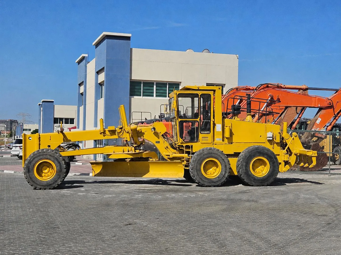 Komatsu GD705A-4 grader 2013 ref H-2038 product image